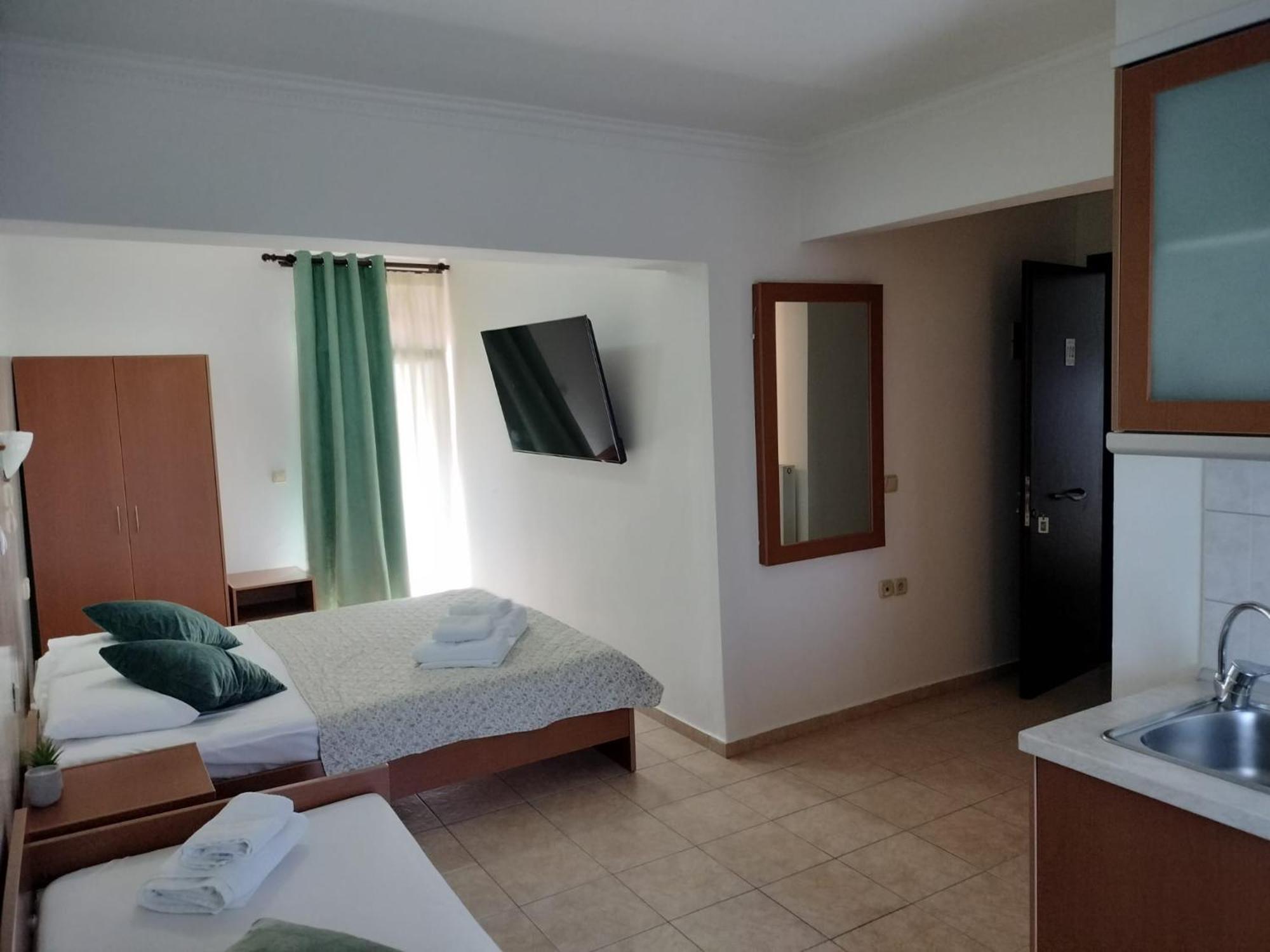 Anassa Deluxe Apartments & Studios Skala Potamia  Room photo